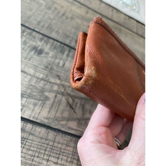 Fossil leather woman’s wallet - Picture 9 of 11